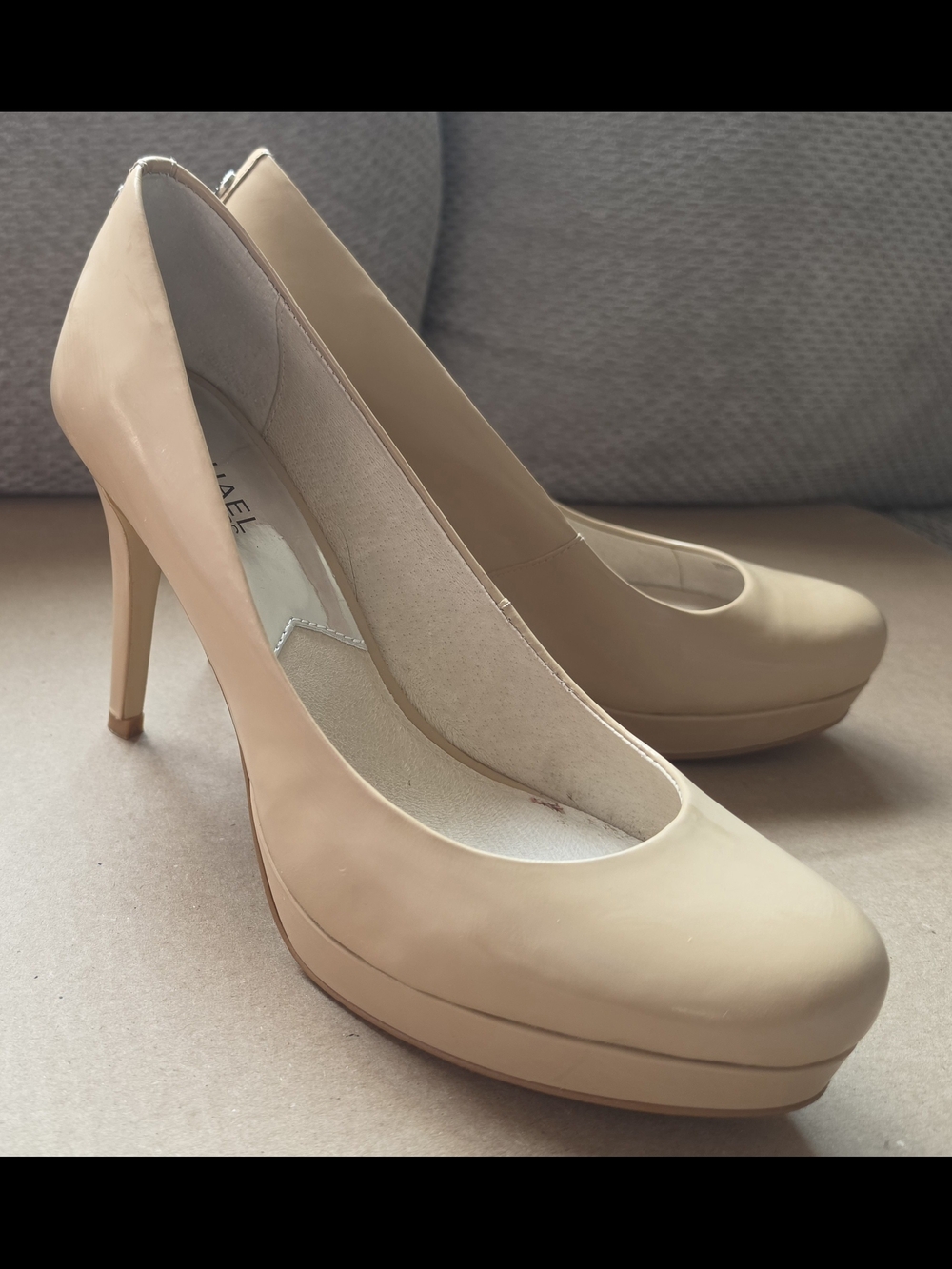 Michael Kors Ionna Nude Patent Platform Pumps – Size 9.5
